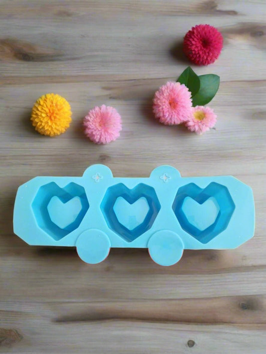 3 Hearts Row Mold - Auras Workshop Auras Workshop