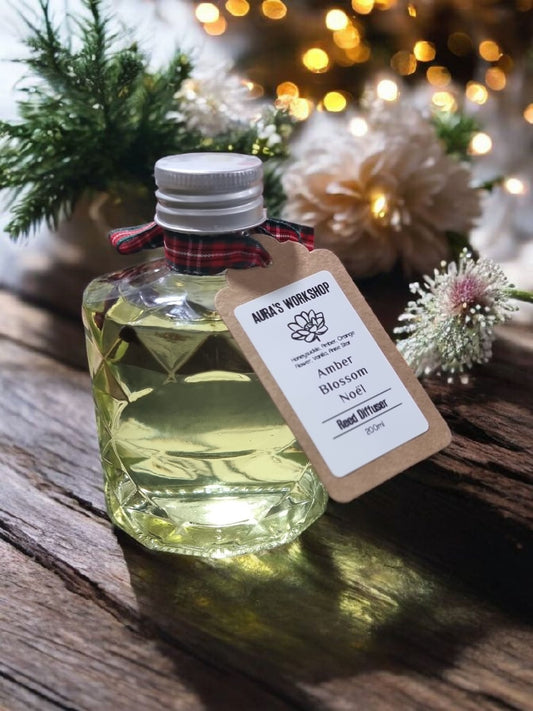 🎄 Amber Blossom Noël Reed Diffuser – 200ml - Auras Workshop Auras Workshop