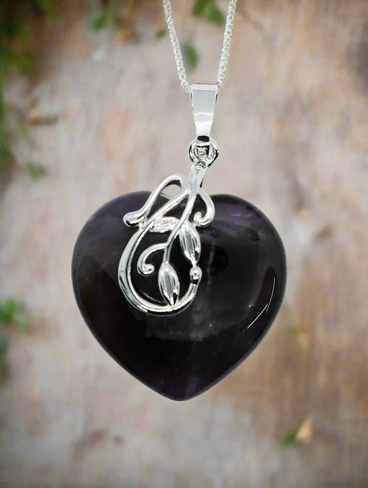 💜 Amethyst Heart Pendant with Flower Design – Healing & Harmony Jewelry Love. Calm. Spiritual Protection. - Auras Workshop Auras Workshop