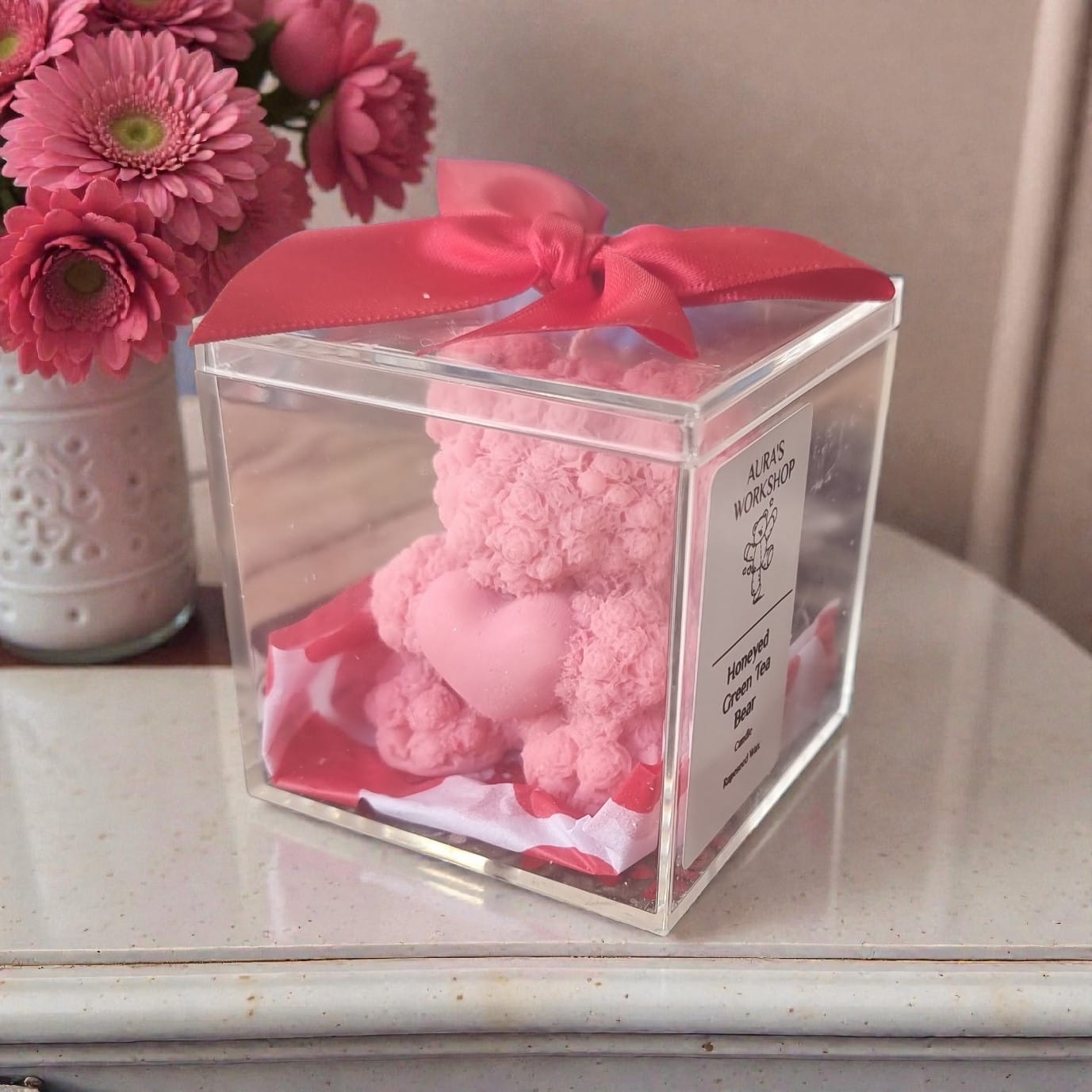 🐻🍯🍃 Honeyed Green Tea Bear Candle | Aura’s Workshop | Acrylic Gift Case - Auras Workshop Auras Workshop