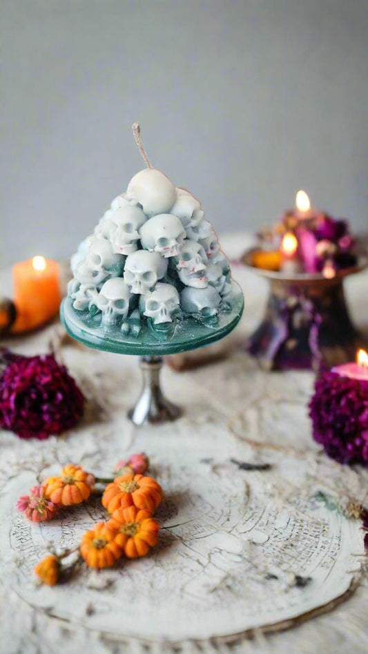 💀 Mountain of Skulls Candle – Harvest Apple Scent | Halloween Collection by Aura’s Workshop - Auras Workshop Auras Workshop