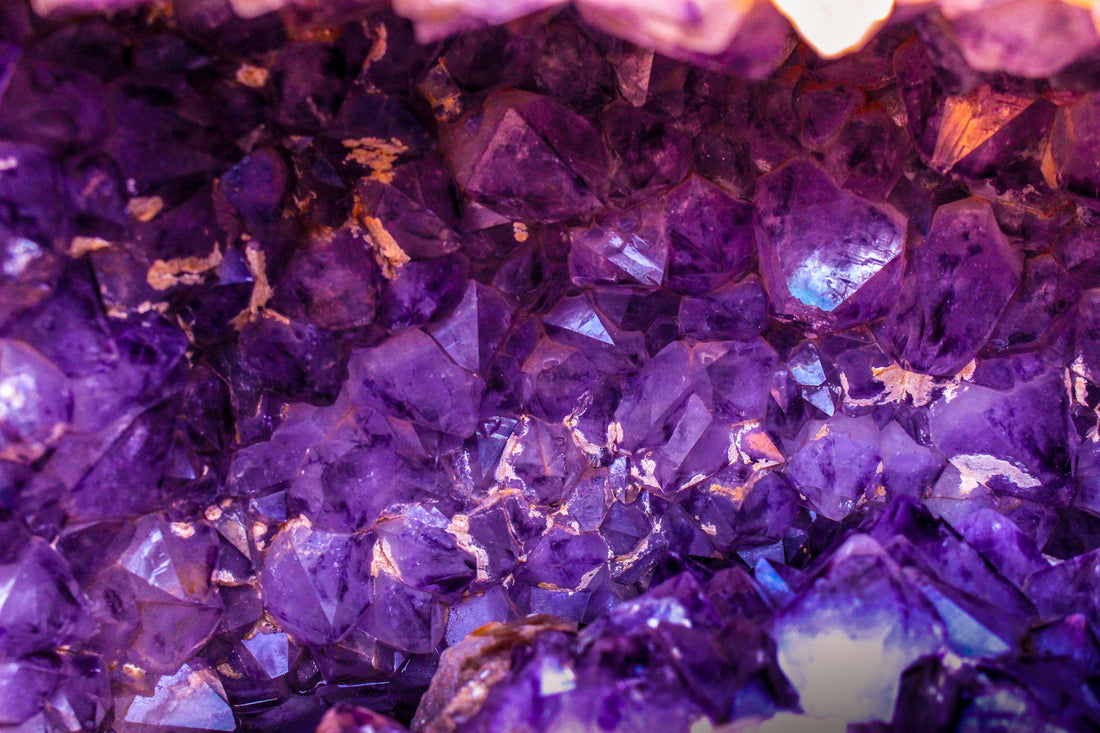 Discover the Best Crystal Store Near Me: A Guide to Local Crystal Shopping - Auras Workshop