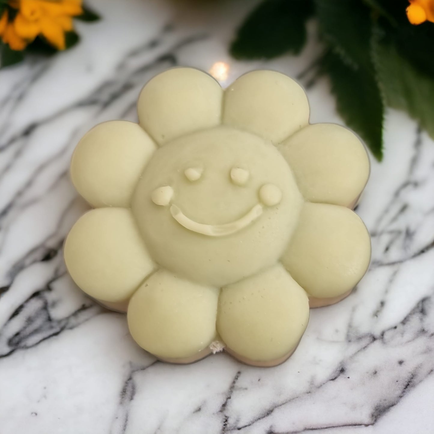 Happy Flower Scented Candle