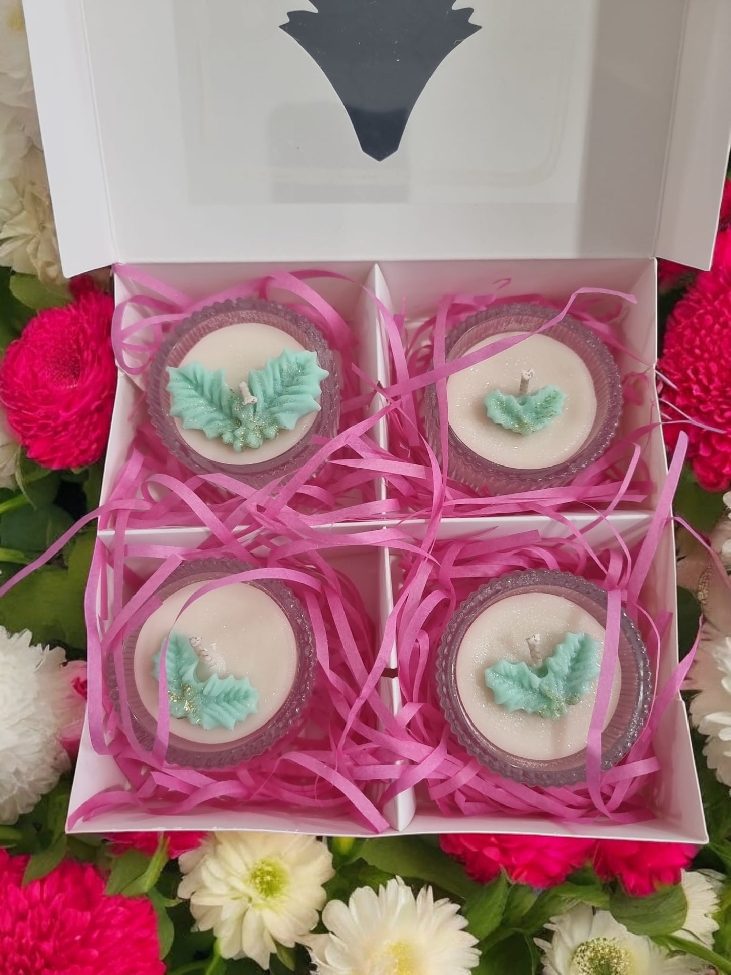 Holly & Spice Spark x4 Tea lights in Christmas Edition Gift Box