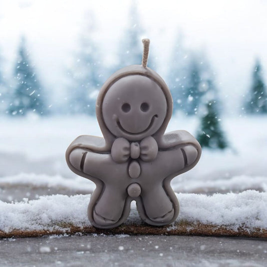 🍪 Gingerbread Man Candle – Spiced Ginger Scented | Rapeseed Wax | Christmas Collection by Aura’s Workshop