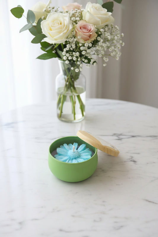 Sweet Daisy Scented Candle Tin with Daisy Wax Melt