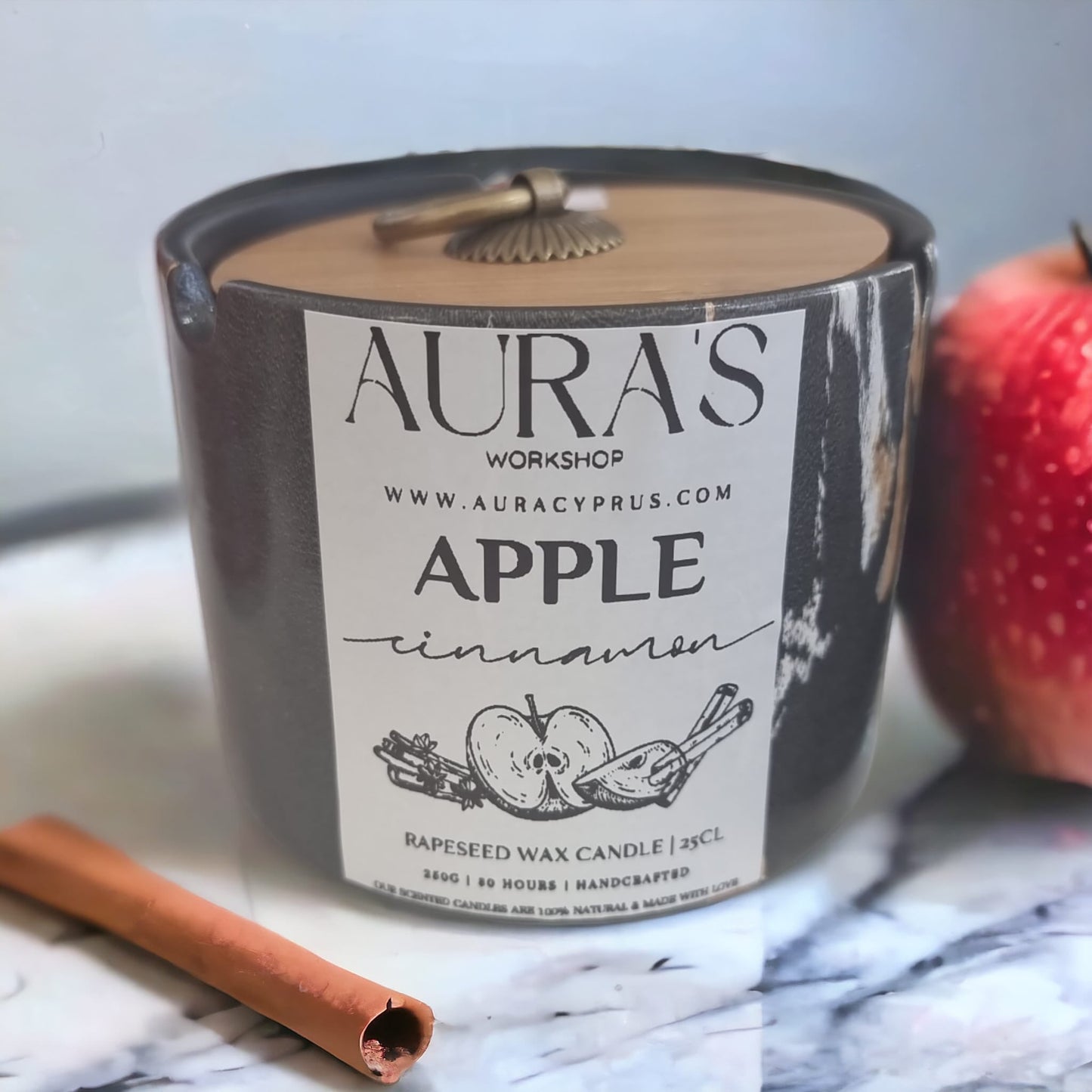 Apple Cinnamon Scented Candle in Ceramic Jar - Auras Workshop Auras Workshop