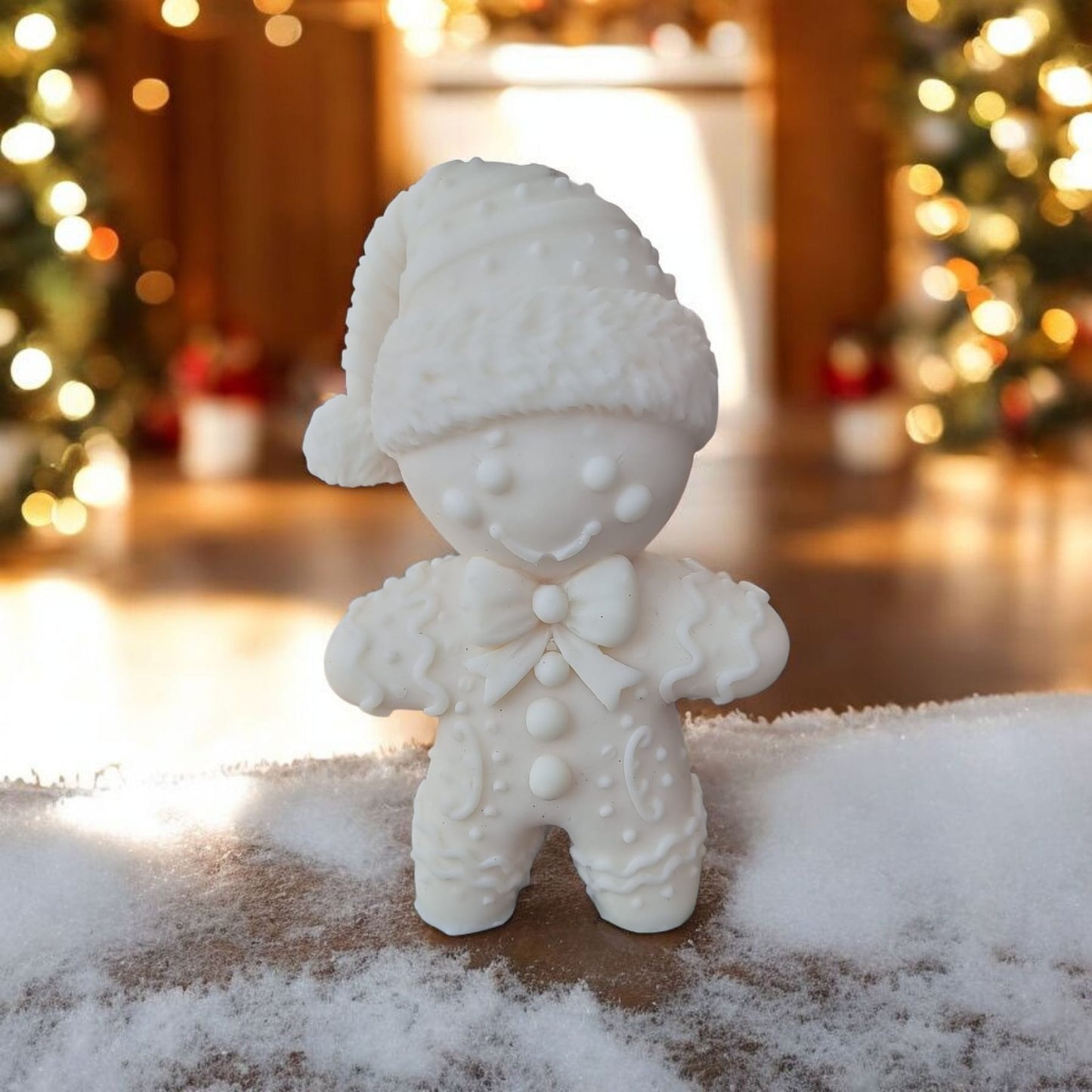 🎄 Christmas Dawn Large Gingerbread Man Candle – Rapeseed Wax | Christmas Collection - Auras Workshop Auras Workshop