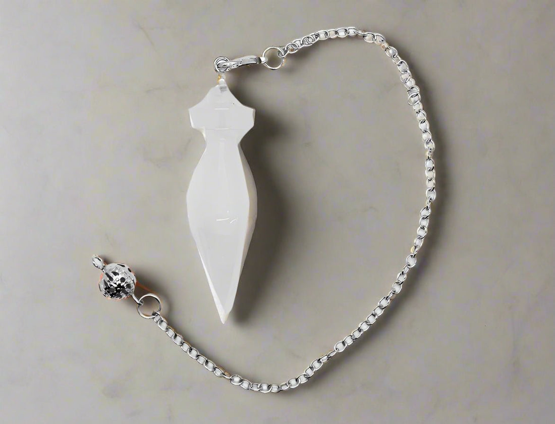 🔮 Clear Quartz Pendulum | Divination, Chakra Balancing & Energy Amplification - Auras Workshop Auras Workshop
