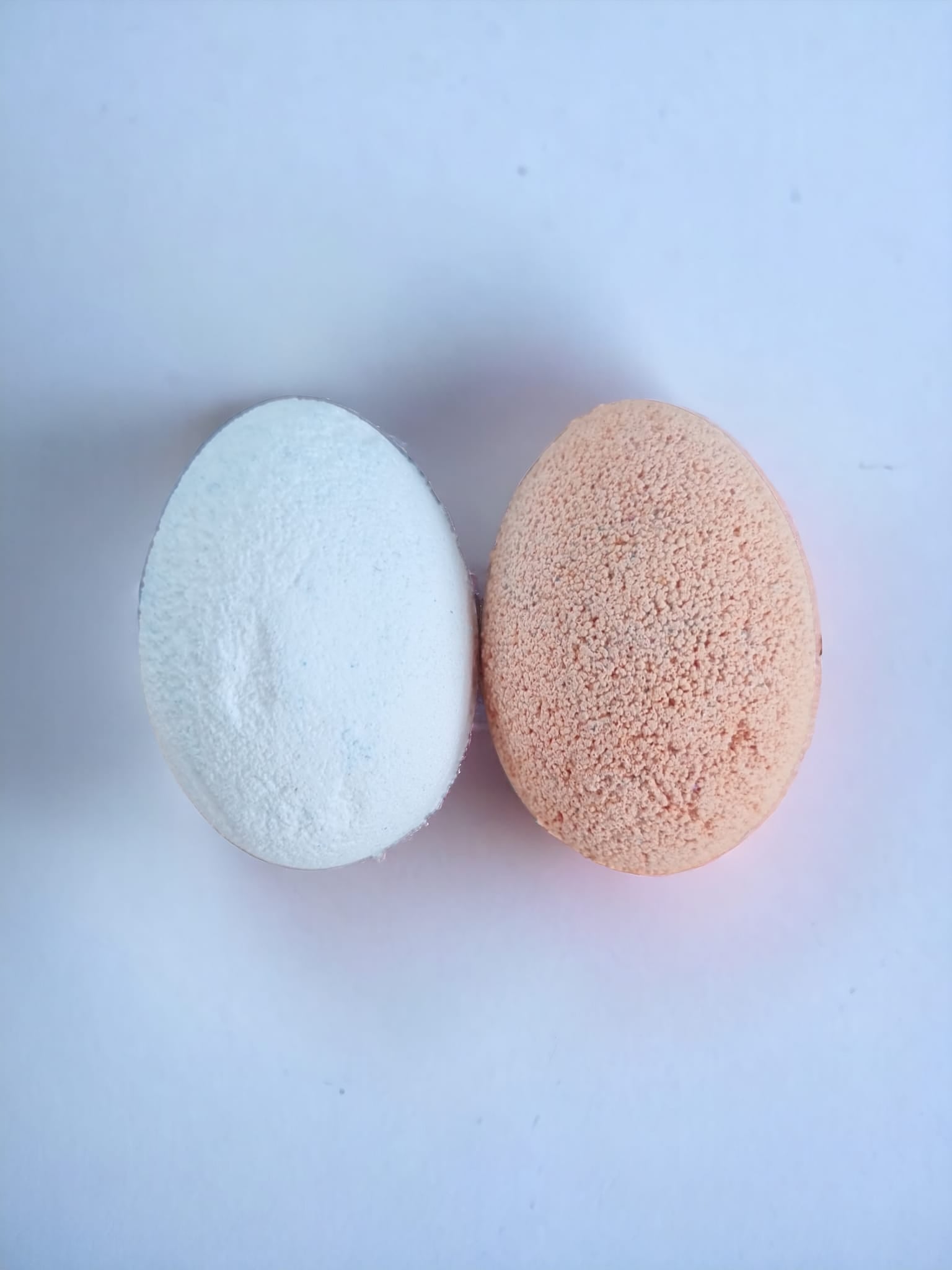 Fizzy Egg Bath Bombs x2 Pack - Orange & White - Auras Workshop Auras Workshop