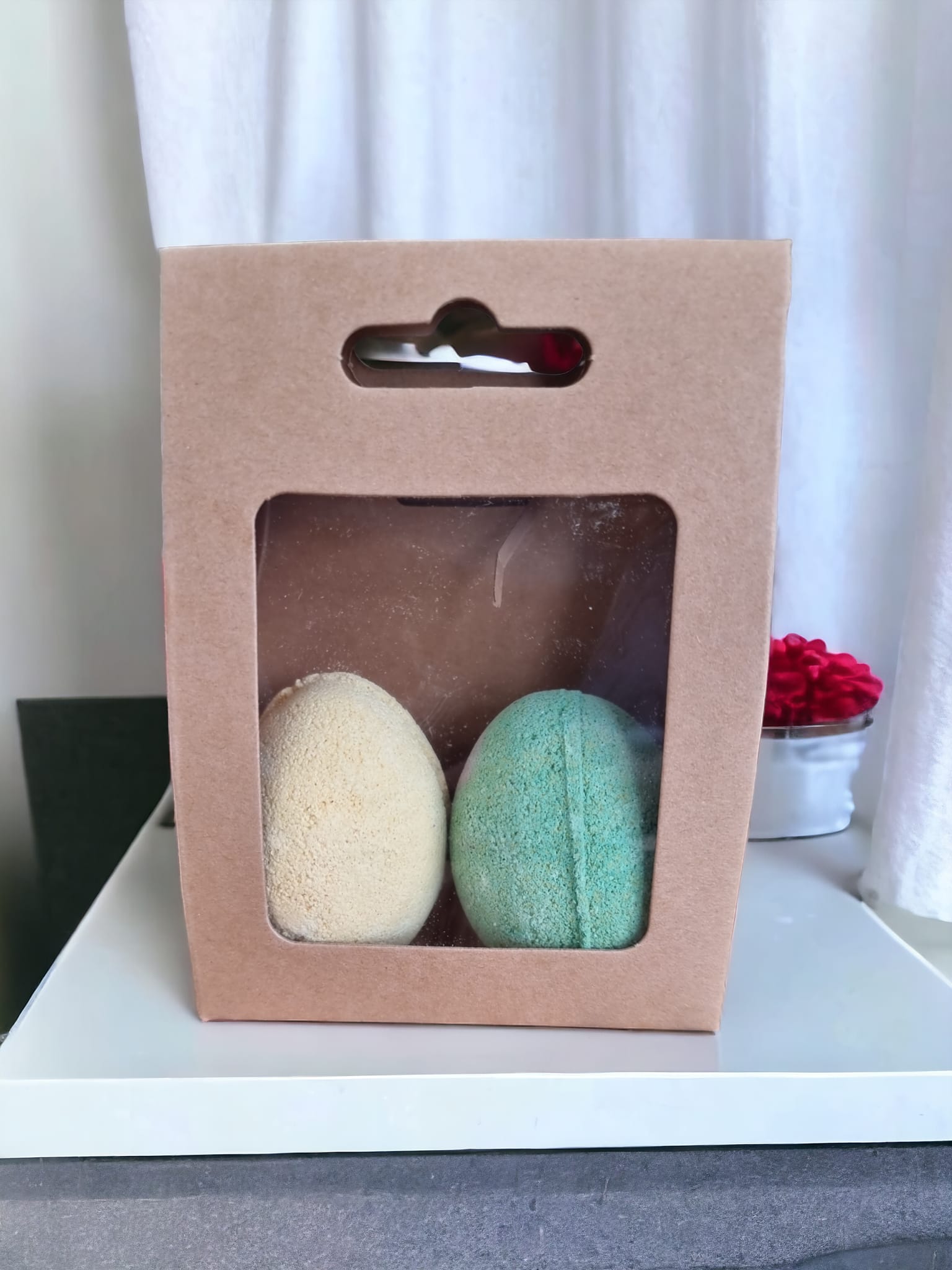 Fizzy Egg Bath Bombs x2 Pack - Yellow & Green - Auras Workshop Auras Workshop