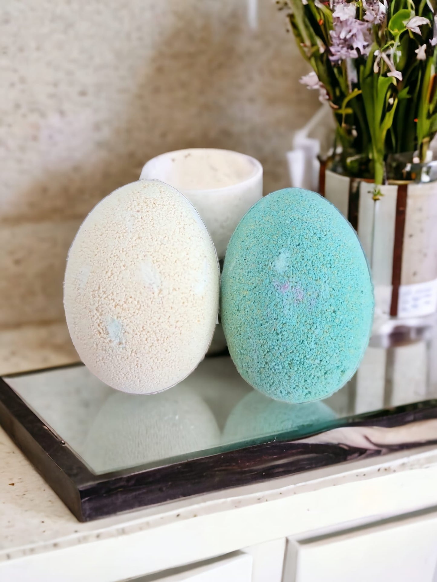 Fizzy Egg Bath Bombs x2 Pack - Yellow & Green - Auras Workshop Auras Workshop