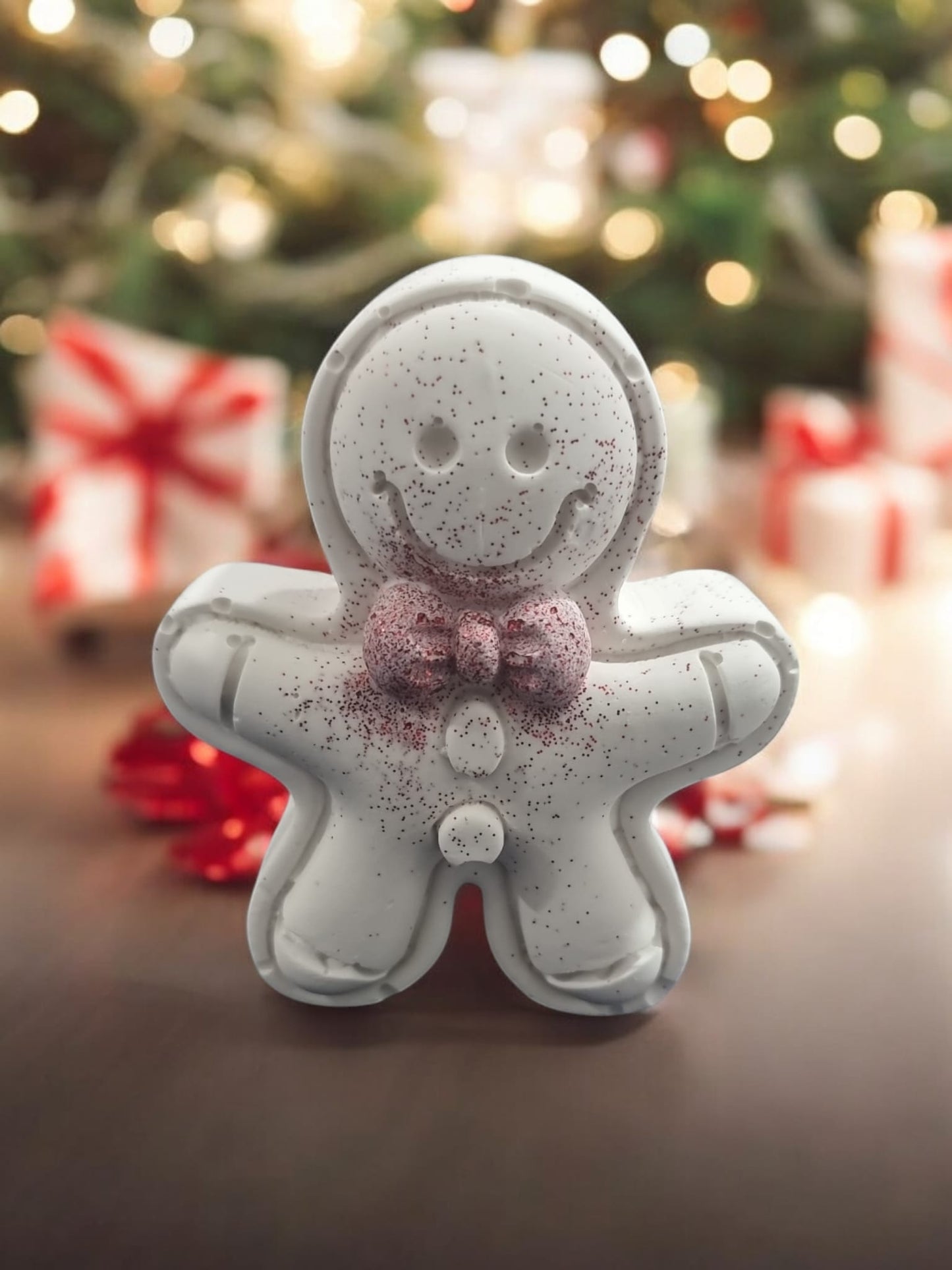 Gingerbread Man White Porcelain With Pink Glitter - Christmas Edition Home Decoration - Auras Workshop Auras Workshop