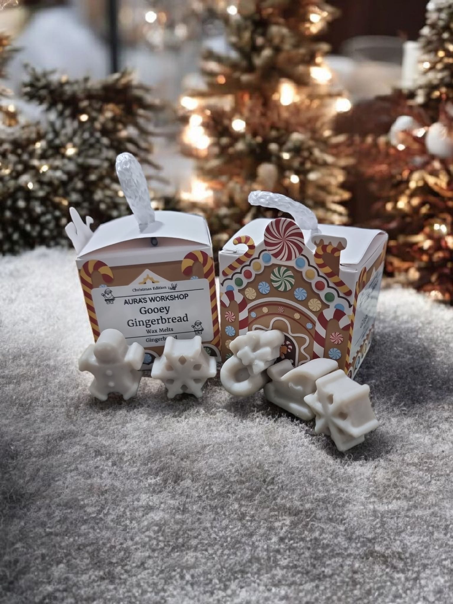 🍪 Gooey Gingerbread Wax Melts in Christmas Tree Box - Auras Workshop Auras Workshop