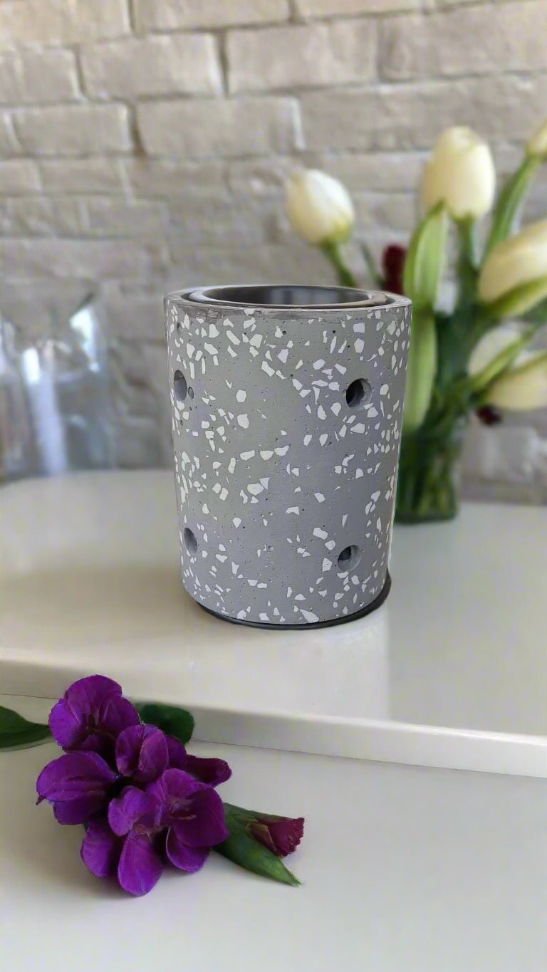 🕯 Grey Cylinder Pattern Closed Ceramic Oil & Wax Burner - Auras Workshop Auras Workshop