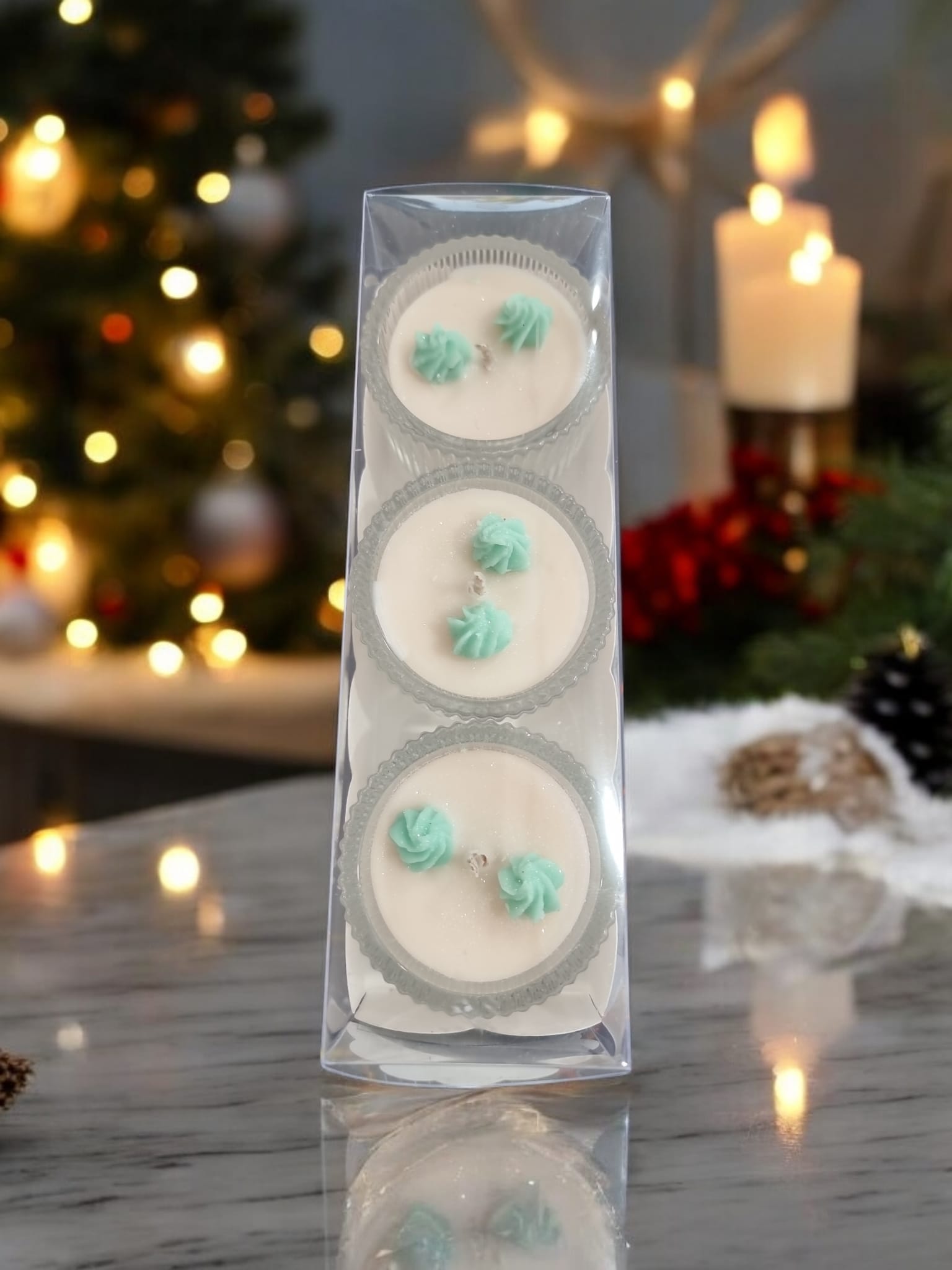 Holly & Spice Spark Christmas Scented 3x Candle Tea lights - Auras Workshop Auras Workshop