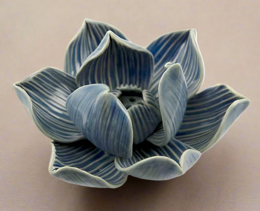 💙 Lotus Incense Holder – Blue Ceramic Design