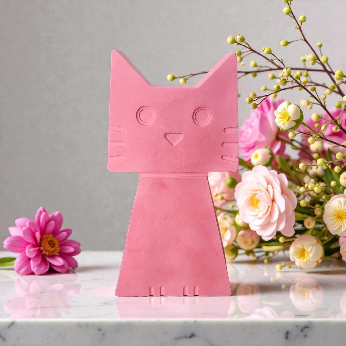 🐾✨ Porcelain Cat Home Decor Ornament | Minimal Cute Cat Design | Modern Shelf Decoration Various sizes Large & Small - Auras Workshop Auras Workshop