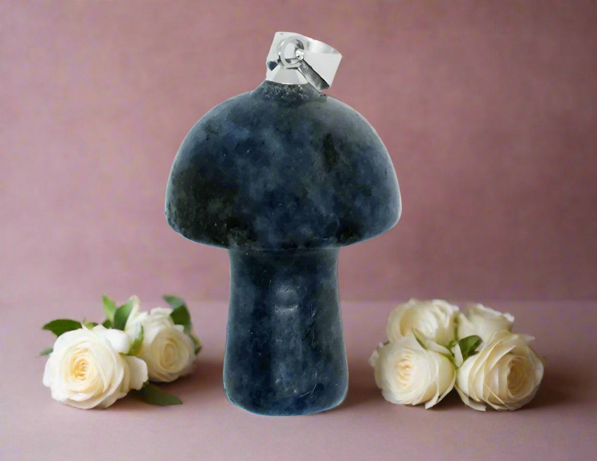 🔷 Sodalite Mushroom Pendant – Clarity, Intuition & Inner Truth Wisdom. Calm. Spiritual Insight. - Auras Workshop Auras Workshop