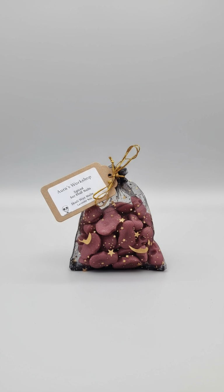 💀 Spiced Apple Skull Wax Melts – Rapeseed Wax | Halloween Collection by Aura’s Workshop - Auras Workshop Auras Workshop