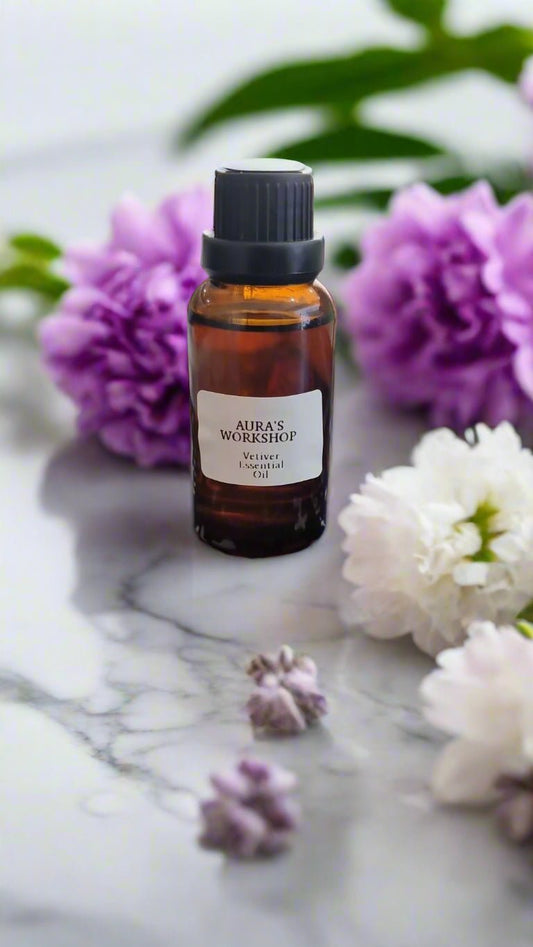 🌿 Vetiver Essential Oil – 30ml - Auras Workshop Auras Workshop